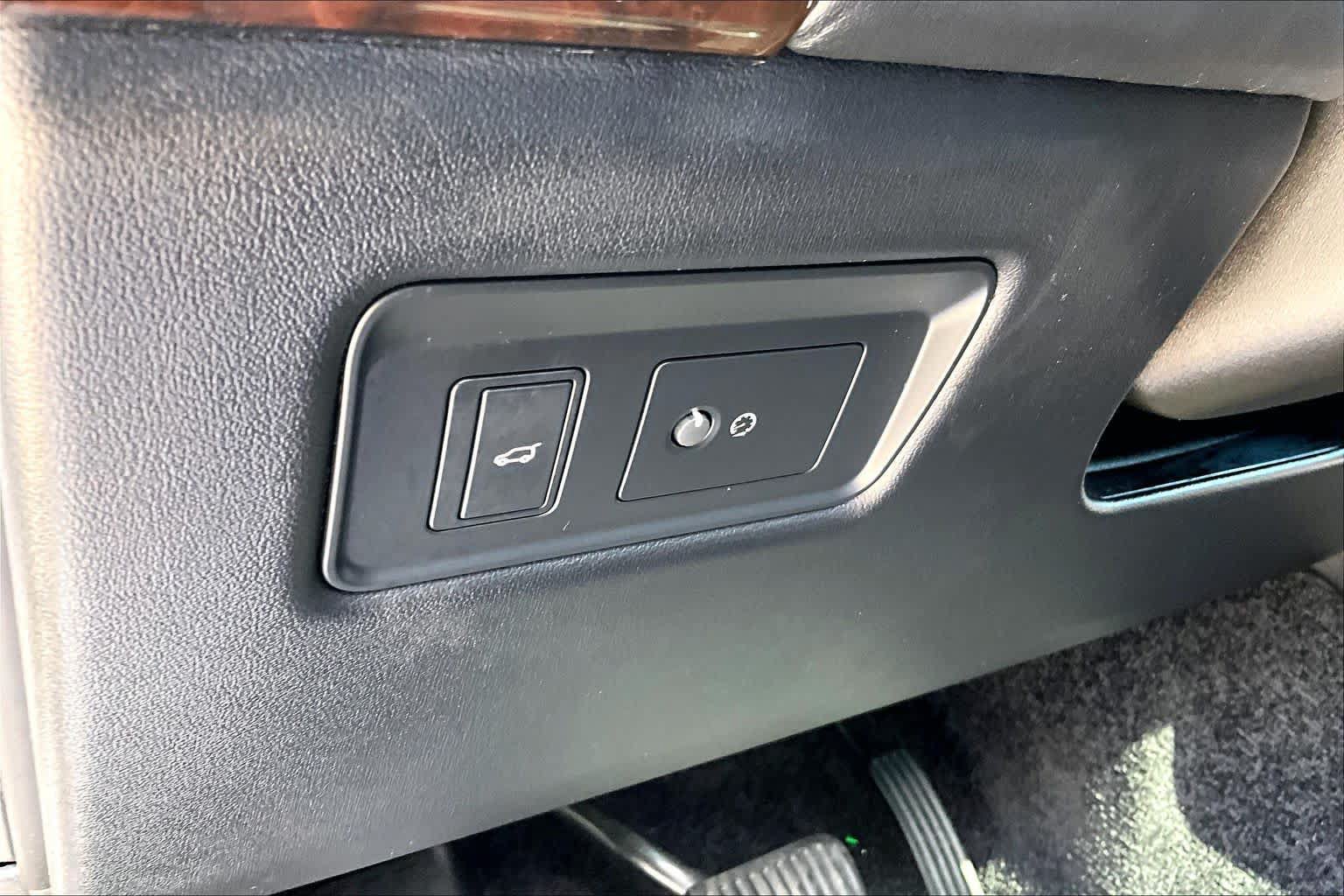 Used 2020 Land Rover Range Rover HSE AWD/4WD image 33