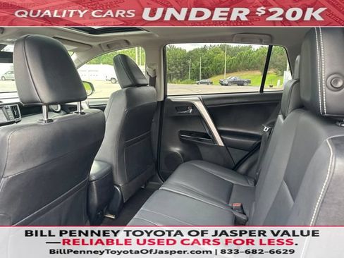 Used 2018 Toyota RAV4 Limited FWD image 17