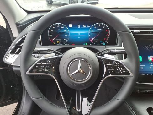 New 2026 Mercedes-Benz E 350 4MATIC Sedan image 19