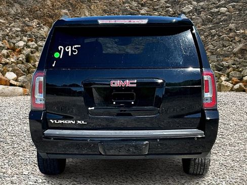 Used 2016 GMC Yukon XL SLT image 4