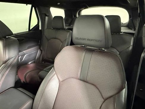 Used 2025 Honda Pilot Black Edition image 34