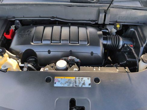 Used 2017 Chevrolet Traverse Premier image 15