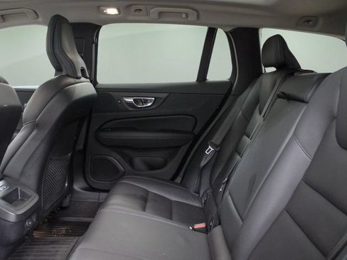 Certified 2023 Volvo V60 B5 Cross Country Plus w/ Climate Package AWD/4WD image 26