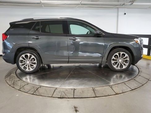 Used 2018 GMC Terrain SLT w/ Preferred Package AWD/4WD image 10