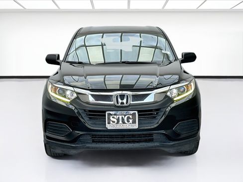 Used 2019 Honda HR-V LX image 2