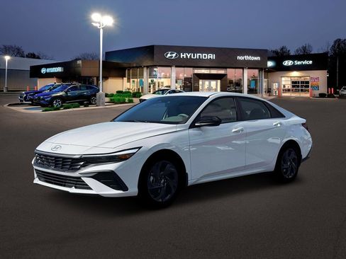 New 2026 Hyundai Elantra Sport image 2