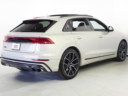 Used 2023 Audi SQ8 Premium Plus w/ SQ8 Luxury Package AWD/4WD image 7