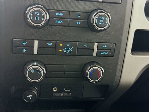 Used 2012 Ford F150 XLT w/ XLT Chrome Pkg image 16