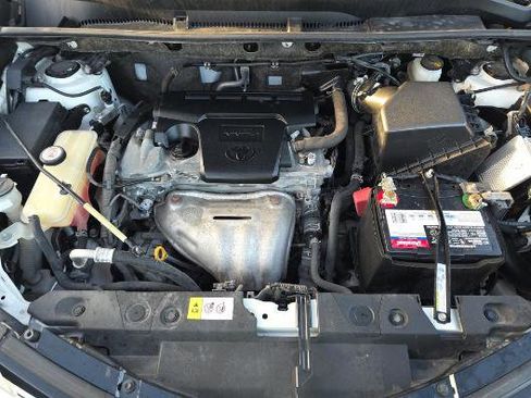 Used 2017 Toyota RAV4 LE image 7