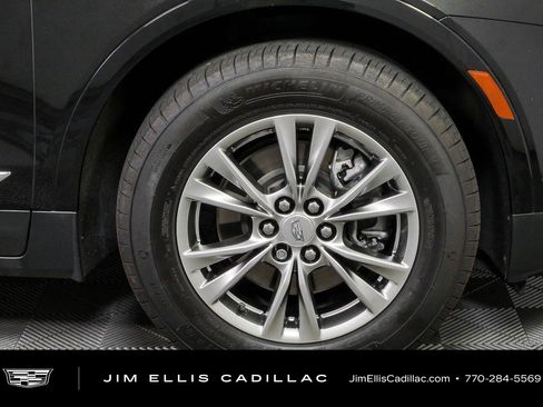 Certified 2023 Cadillac XT5 Premium Luxury w/ Technology Package FWD image 39