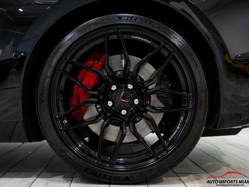 Used 2025 Chevrolet Corvette Z06 RWD image 70