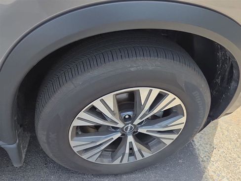 Certified 2023 Nissan Rogue SV AWD/4WD image 10