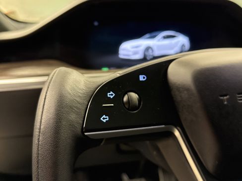 Used 2022 Tesla Model S Base image 10