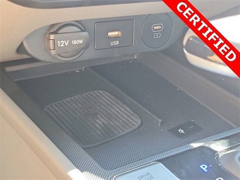 Certified 2025 Hyundai Elantra Sport image 11