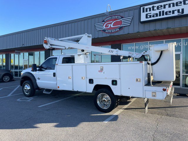 Used 2011 Ford F550 2WD Regular Cab Super Duty w/ PWR Equipment Group image 5