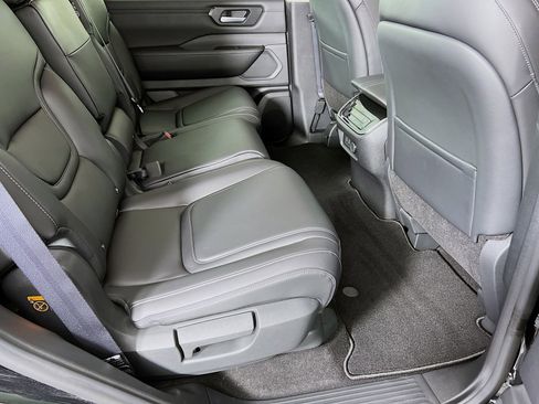 New 2026 Nissan Armada SV AWD/4WD image 23