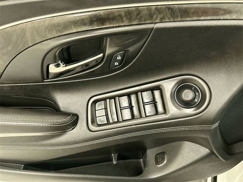 Used 2015 Buick LaCrosse Leather image 11