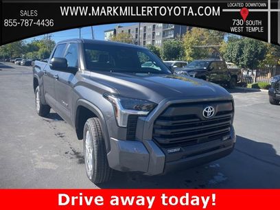 New 2026 Toyota Tundra SR5 w/ SR5 Convenience Package