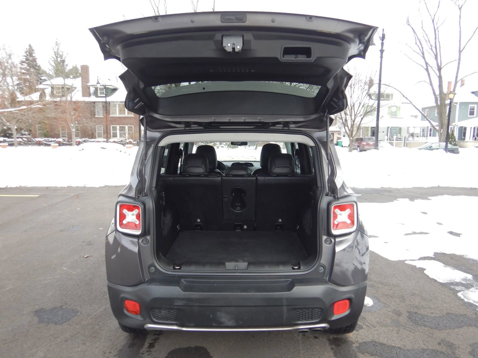 Used 2016 Jeep Renegade Limited AWD/4WD image 24