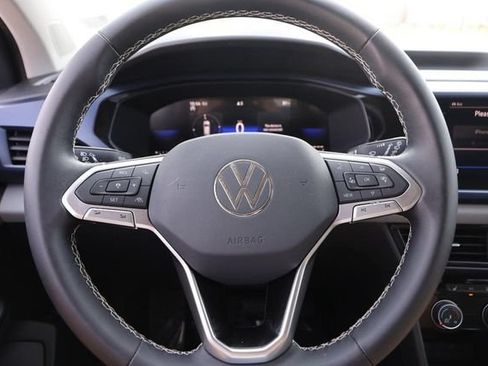Certified 2023 Volkswagen Taos SE AWD/4WD image 10
