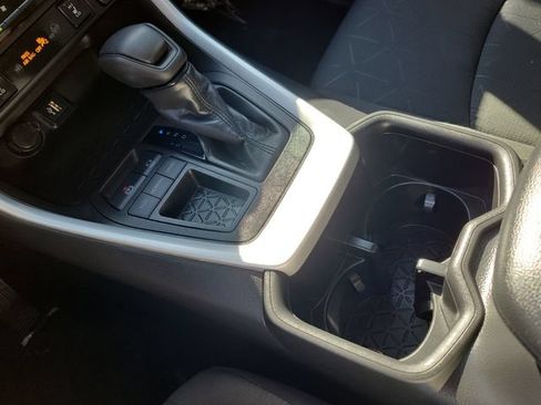Used 2024 Toyota RAV4 XLE w/ Convenience Package FWD image 16