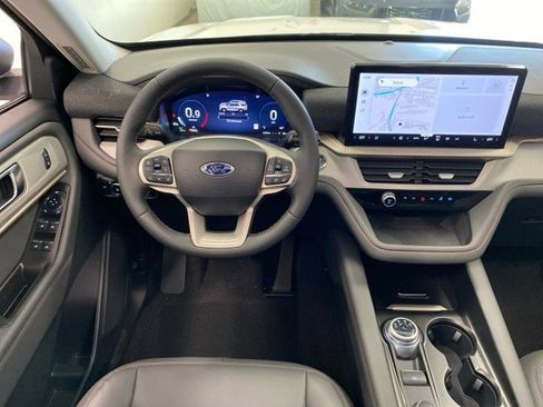 New 2025 Ford Explorer Active w/ Active Comfort Package image 37