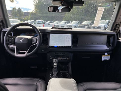 New 2025 Ford Bronco Badlands image 23