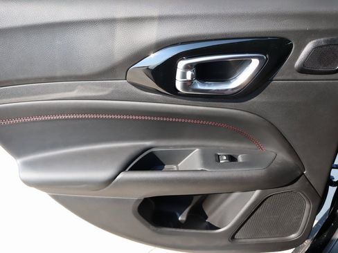 New 2025 Jeep Compass Trailhawk w/ Sun & Sound Group image 15