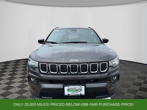 Used 2023 Jeep Compass Limited AWD/4WD image 7