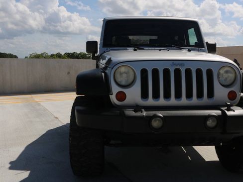 Used 2008 Jeep Wrangler X AWD/4WD image 5