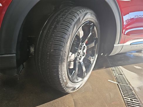 Used 2023 Ford Explorer ST w/ Equipment Group 401A image 31