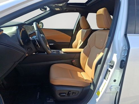 Used 2024 Lexus RX 350 Premium w/ Accessory Package (Z1) image 14