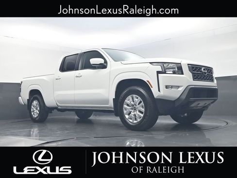 Used 2023 Nissan Frontier SV w/ Technology Package image 14
