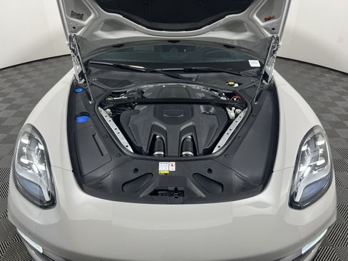 Certified 2023 Porsche Panamera Platinum Edition RWD image 22