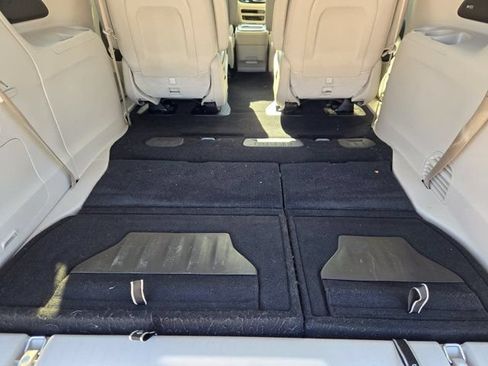 Used 2020 Chrysler Pacifica Limited w/ Advanced Safetytec Group FWD image 34
