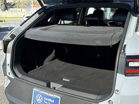 Certified 2022 Volkswagen ID.4 Pro S image 18