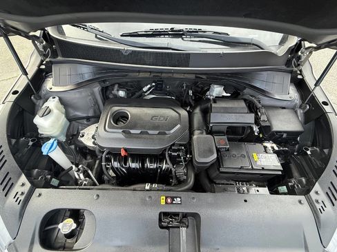 Used 2019 Kia Sorento LX w/ LX Convenience Package image 7