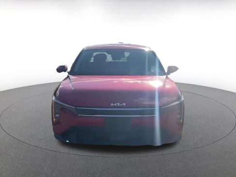 Used 2025 Kia K4 LXS image 11