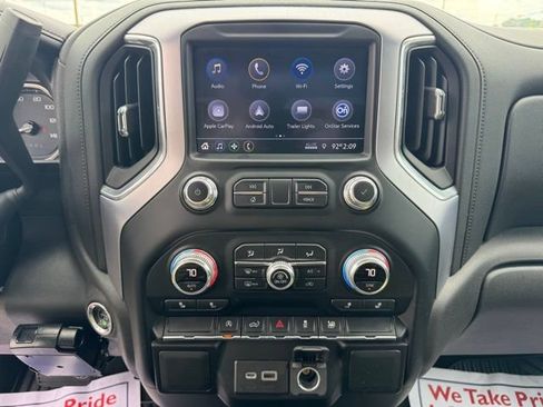 Used 2020 GMC Sierra 1500 Elevation w/ Elevation Value Package AWD/4WD image 14