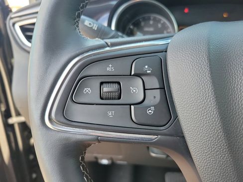 Certified 2022 Buick Encore GX Essence image 22