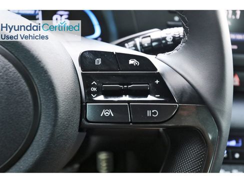 Certified 2025 Hyundai Elantra Sport FWD image 19