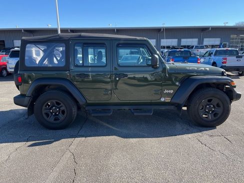 Used 2020 Jeep Wrangler Unlimited Sport image 4