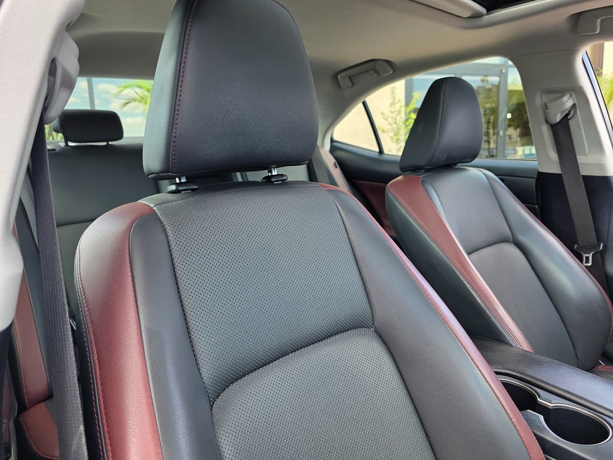 Used 2017 Lexus IS 200t RWD image 15