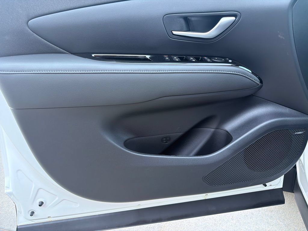 New 2026 Hyundai Tucson Limited AWD/4WD image 17