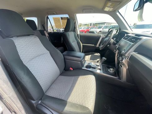 Used 2024 Toyota 4Runner SR5 AWD/4WD image 30