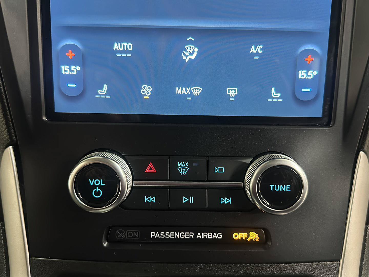 Used 2024 Ford Edge SEL AWD/4WD image 21