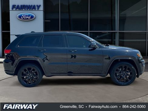Used 2021 Jeep Grand Cherokee Laredo X RWD image 9
