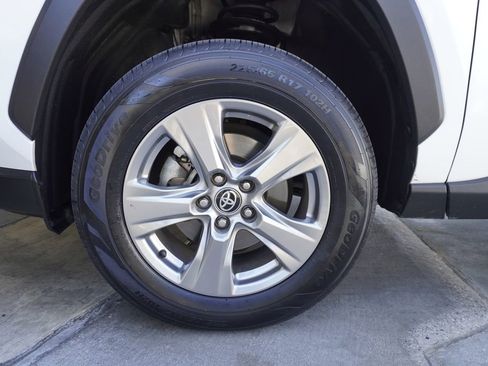 Certified 2024 Toyota RAV4 XLE image 22