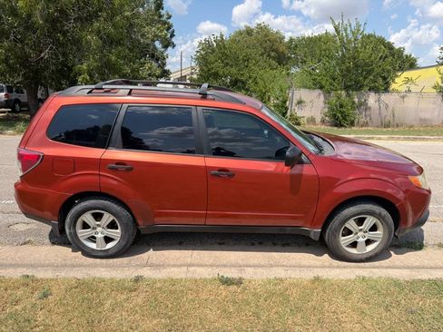 Used 2010 Subaru Forester 2.5X w/ Popular Equipment Group 1B AWD/4WD image 1
