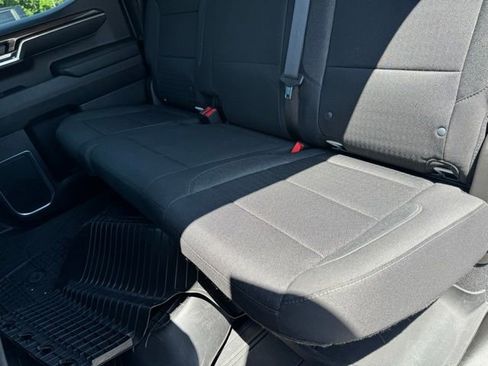 Used 2023 Chevrolet Silverado 1500 RST w/ Redline Edition AWD/4WD image 7